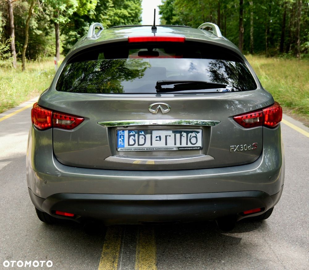 Infiniti FX FX30d S Premium - 5