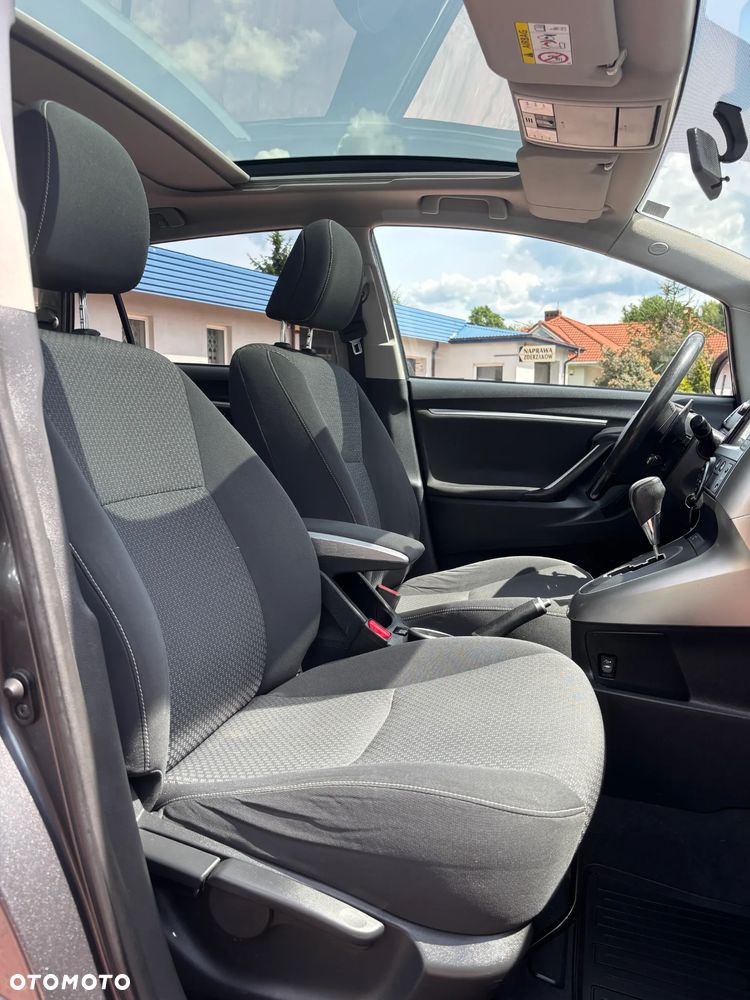 Toyota Verso 1.8 Multidrive Edition - 19