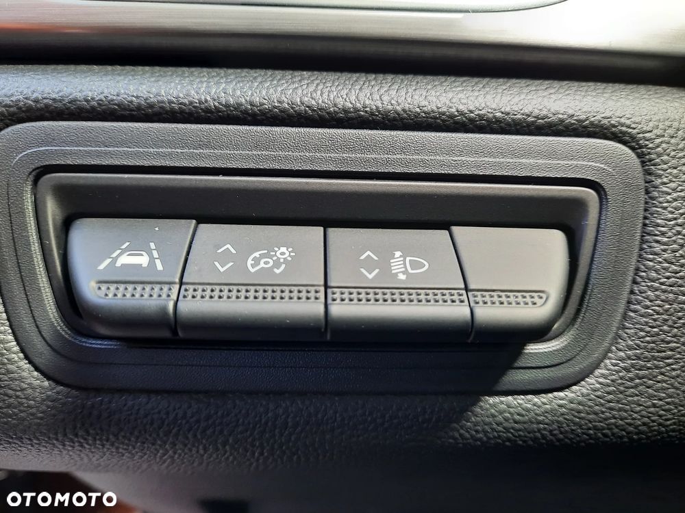 Renault Captur 1.3 TCe Intens EDC - 33