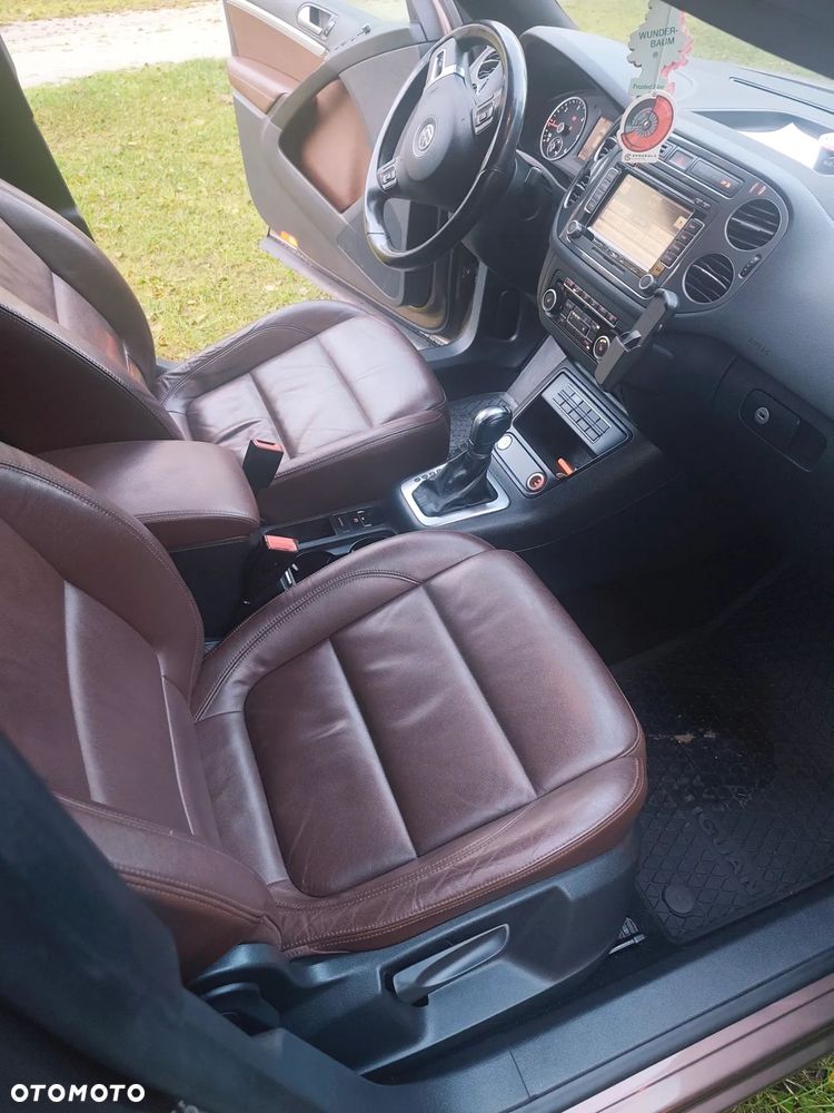 Volkswagen Tiguan 2.0 TDI DPF 4Motion BlueMotion Technology DSG Track & Style - 9