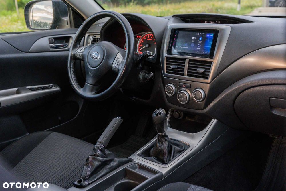 Subaru Impreza - 8