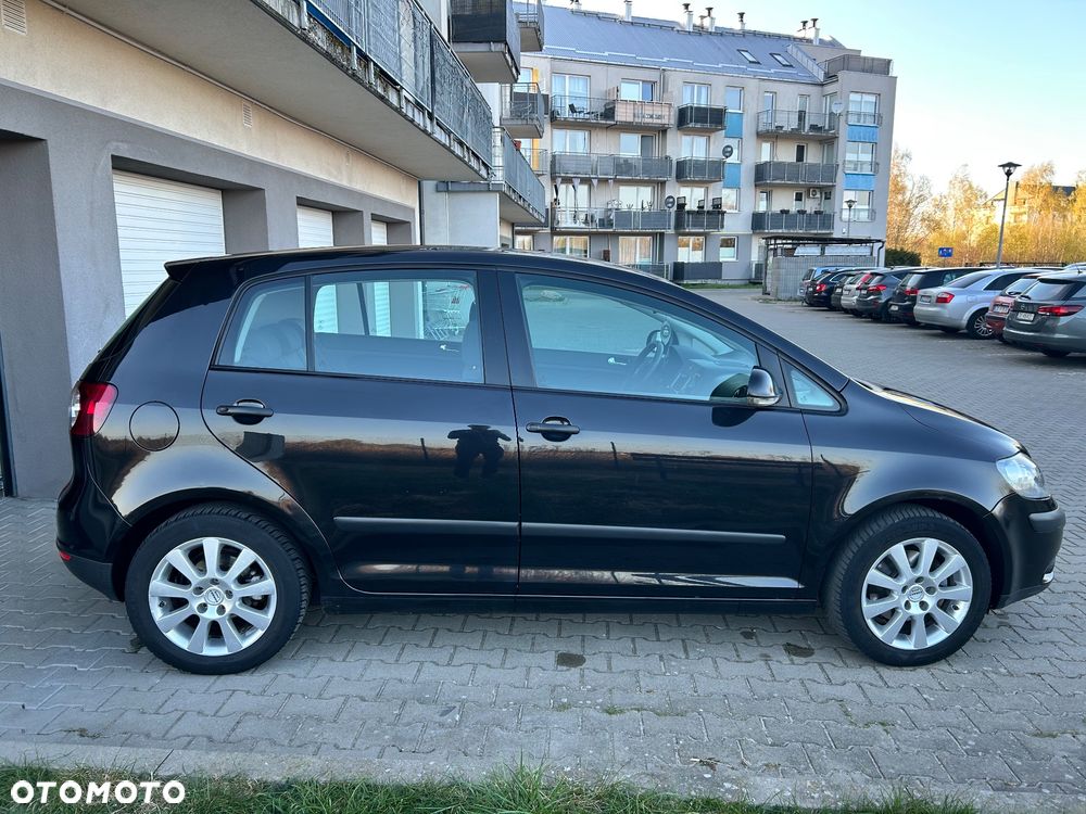 Volkswagen Golf 1.6 FSI Comfortline - 2