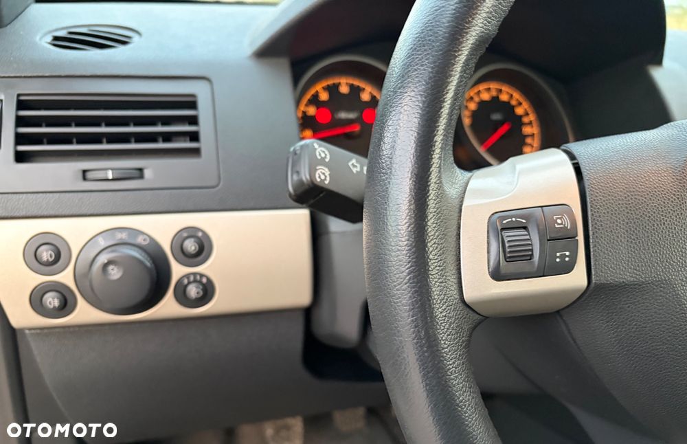 Opel Astra 1.6 Edition - 29