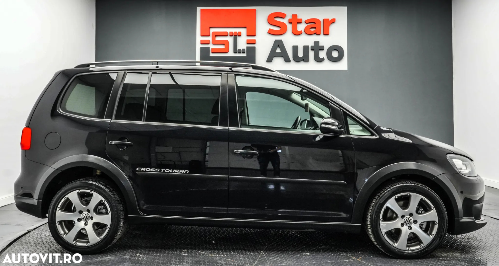 Volkswagen Touran Cross 2.0 TDI DSG - 10