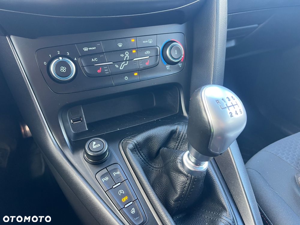 Ford Focus 1.0 EcoBoost ST-Line Black ASS - 18