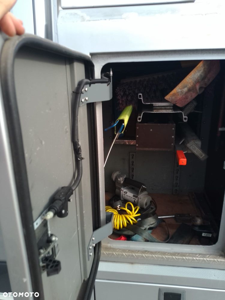 Mercedes-Benz Sprinter 616 - 29