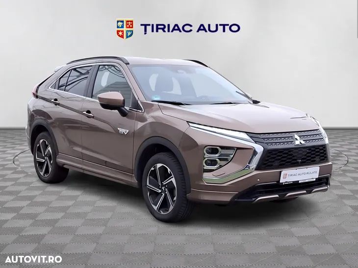 Mitsubishi Eclipse-Cross Plug-In Hybrid 4WD Plus Select - 8