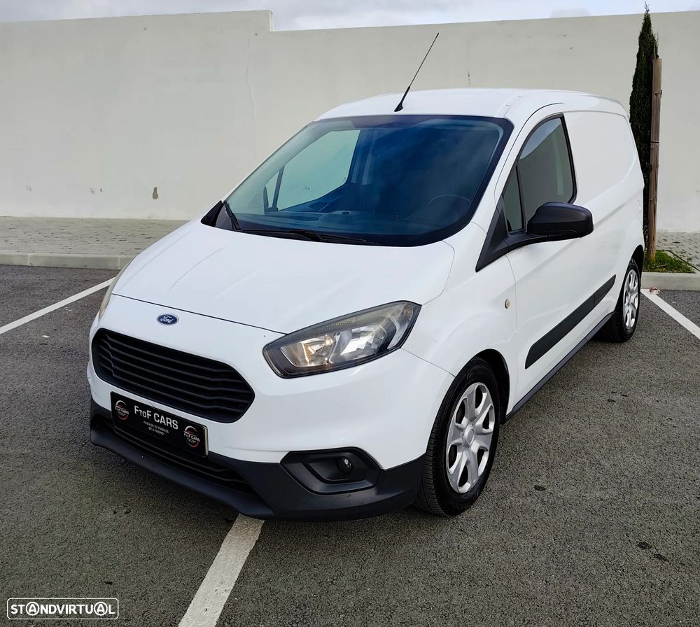 Ford Transit Courier - 2