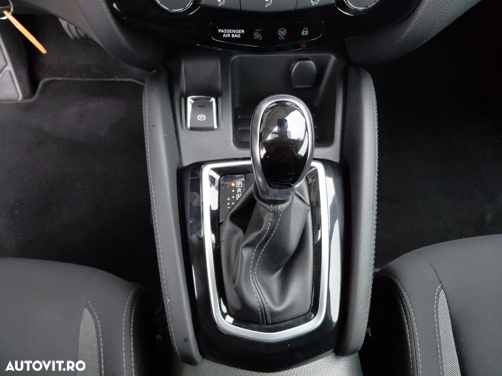 Nissan Qashqai 1.3 157CP 2WD DCT Acenta - 23