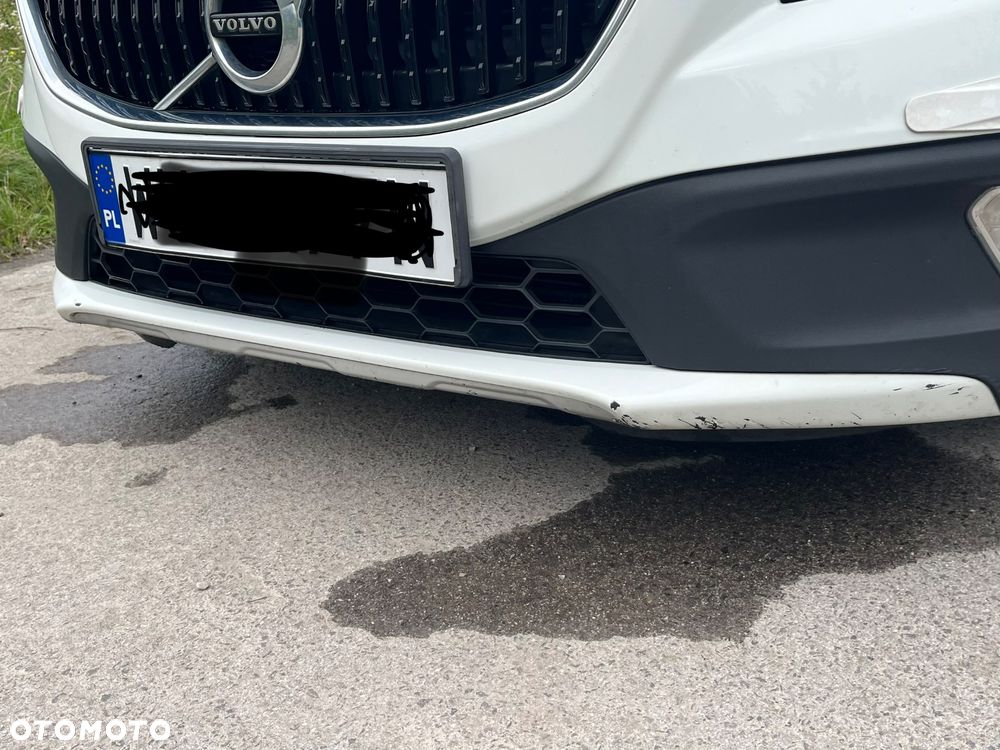 Volvo V40 Cross Country - 12