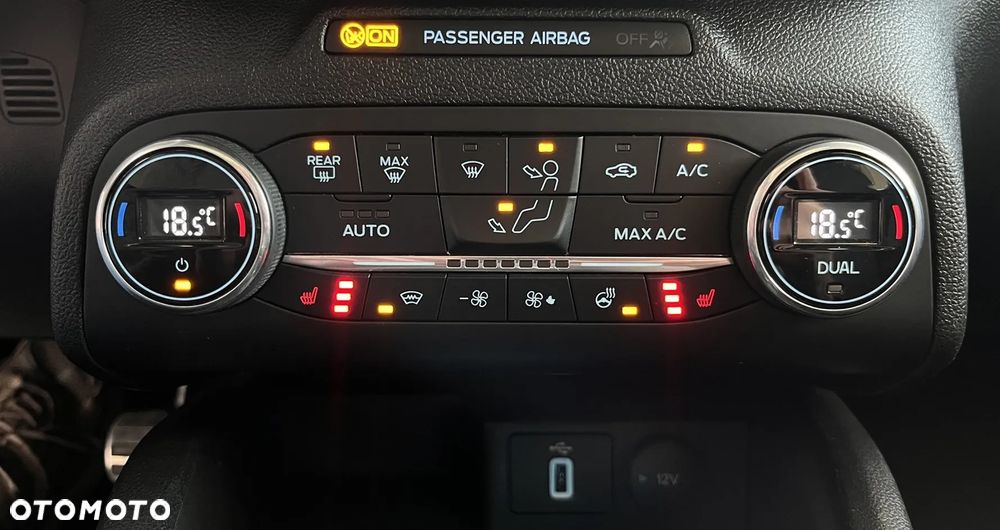 Ford Focus 1.5 EcoBoost ST-Line ASS - 18