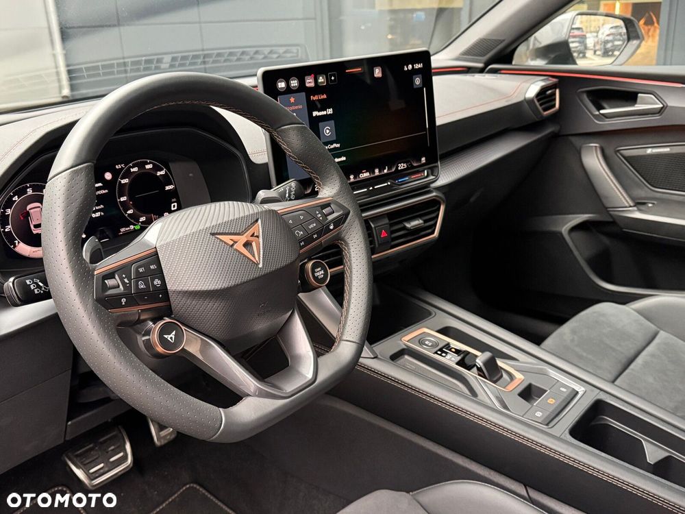 Cupra Leon Sportstourer 2.0 TSI 4Drive DSG - 28