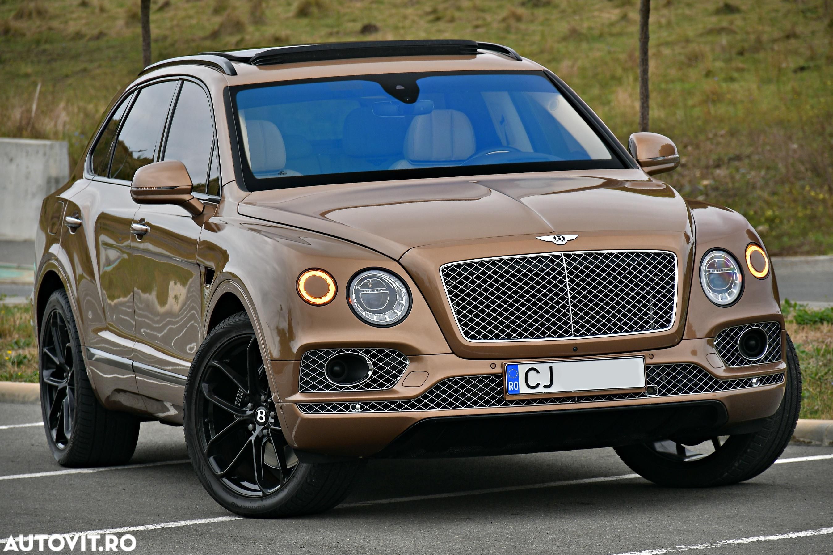 Bentley Bentayga W12 Mulliner - 1