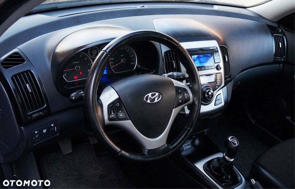 Hyundai i30 1.4 Base - 8