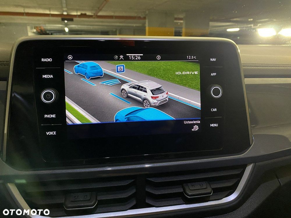 Volkswagen T-Roc - 31