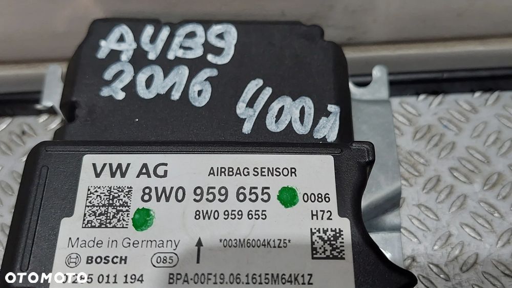 MODUŁ SENSOR AIR BAG PO WYPADKU AUDI A4 B9 R2016 NR 8W0959655 - 2