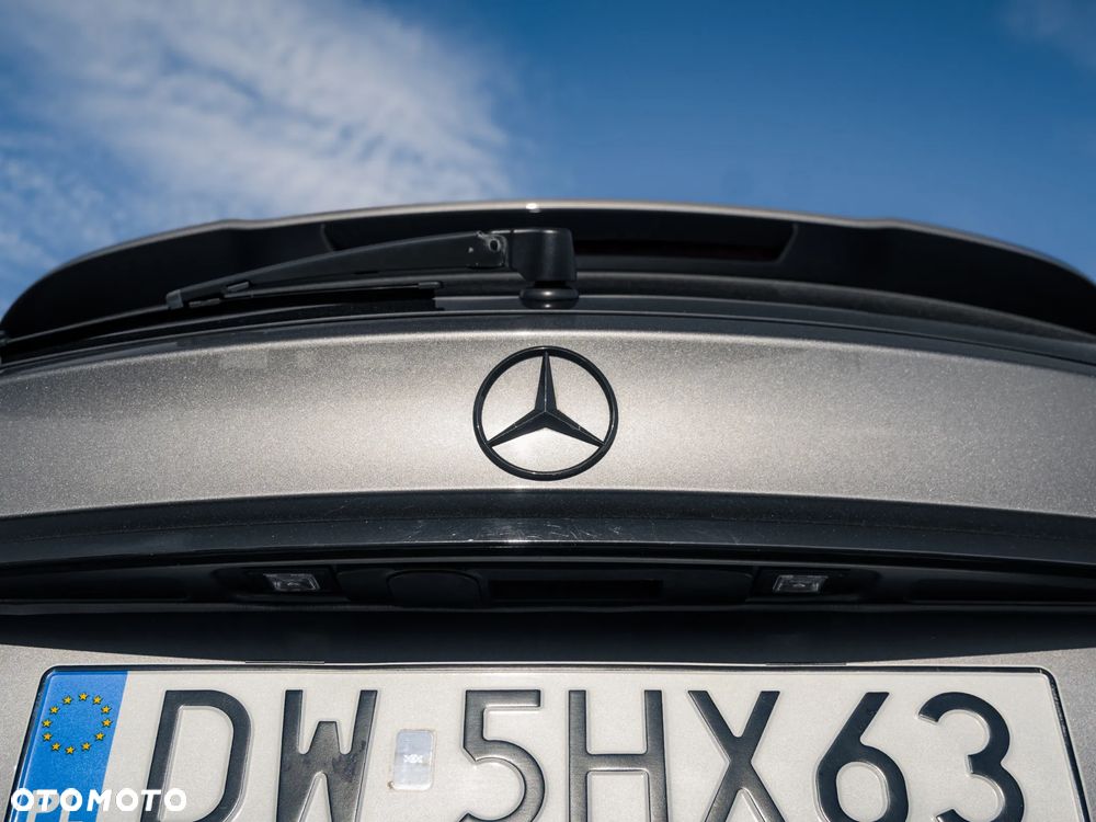 Mercedes-Benz GLA 200 7G-DCT AMG Line - 12