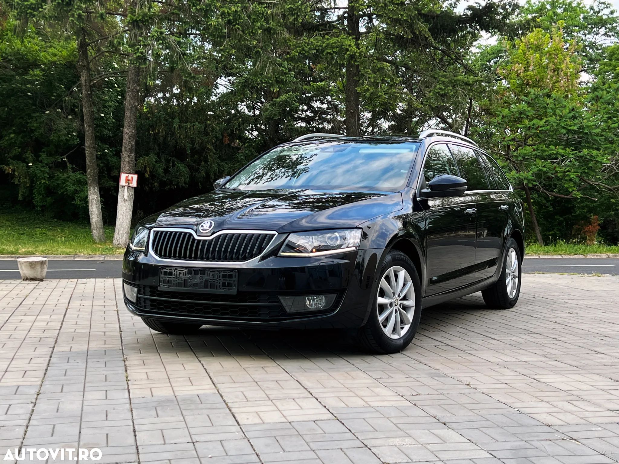 Skoda Octavia 1.0 TSI DSG Style - 1