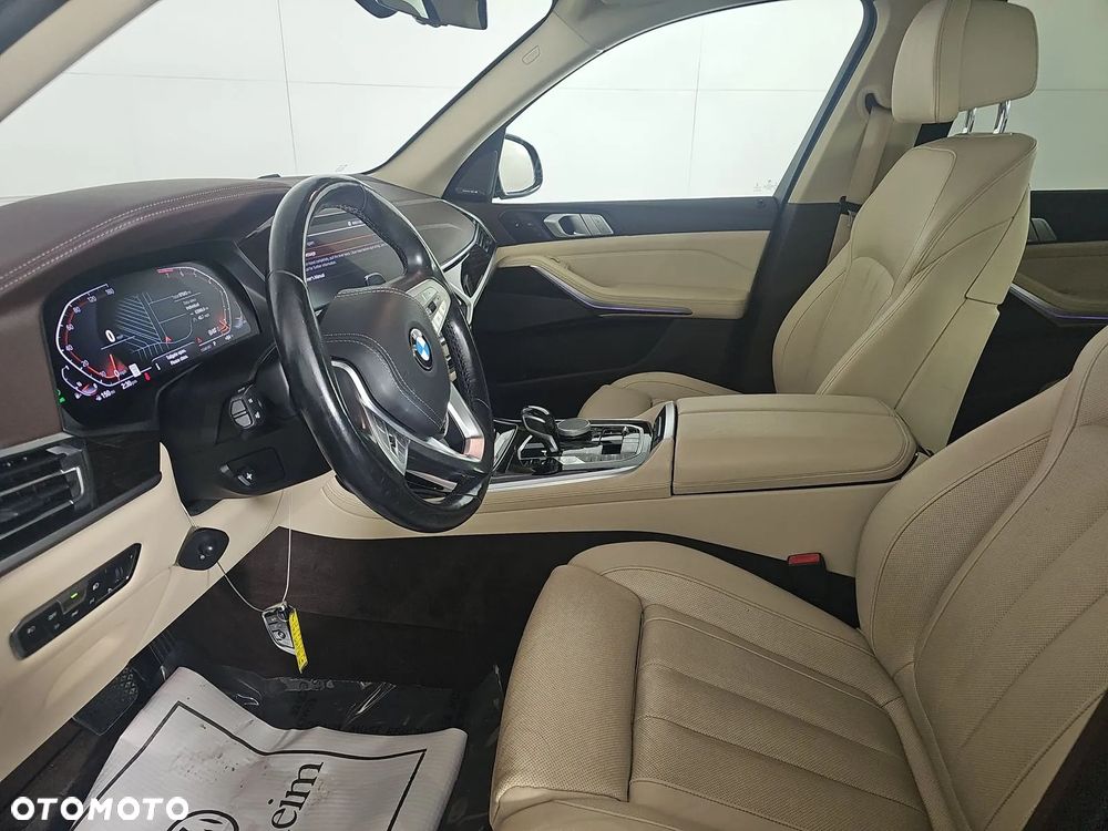 BMW X7 xDrive40i - 8