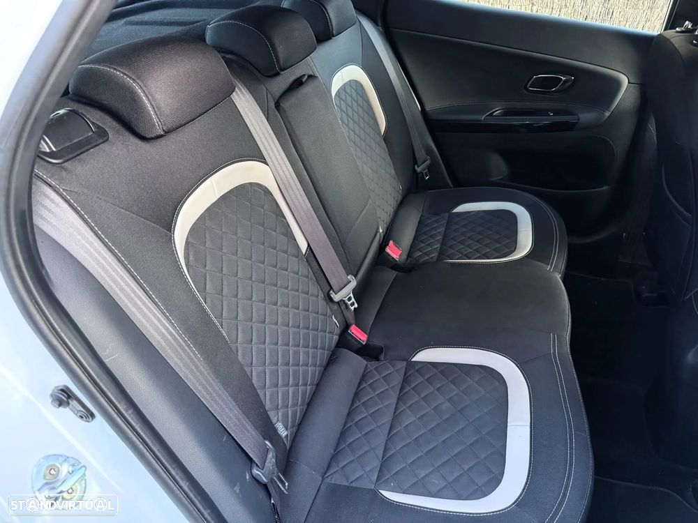 Kia Ceed 1.6 CRDi 136 ISG GT Line - 42