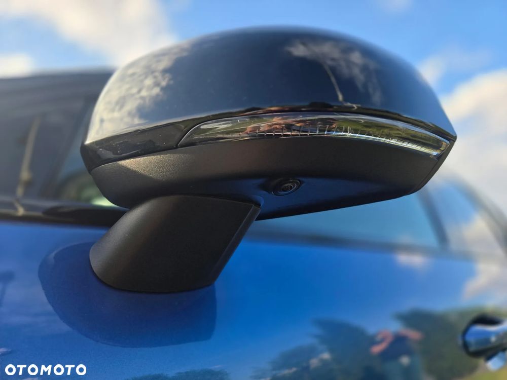 Volvo XC 40 T5 Plug-In Hybrid R-Design - 4