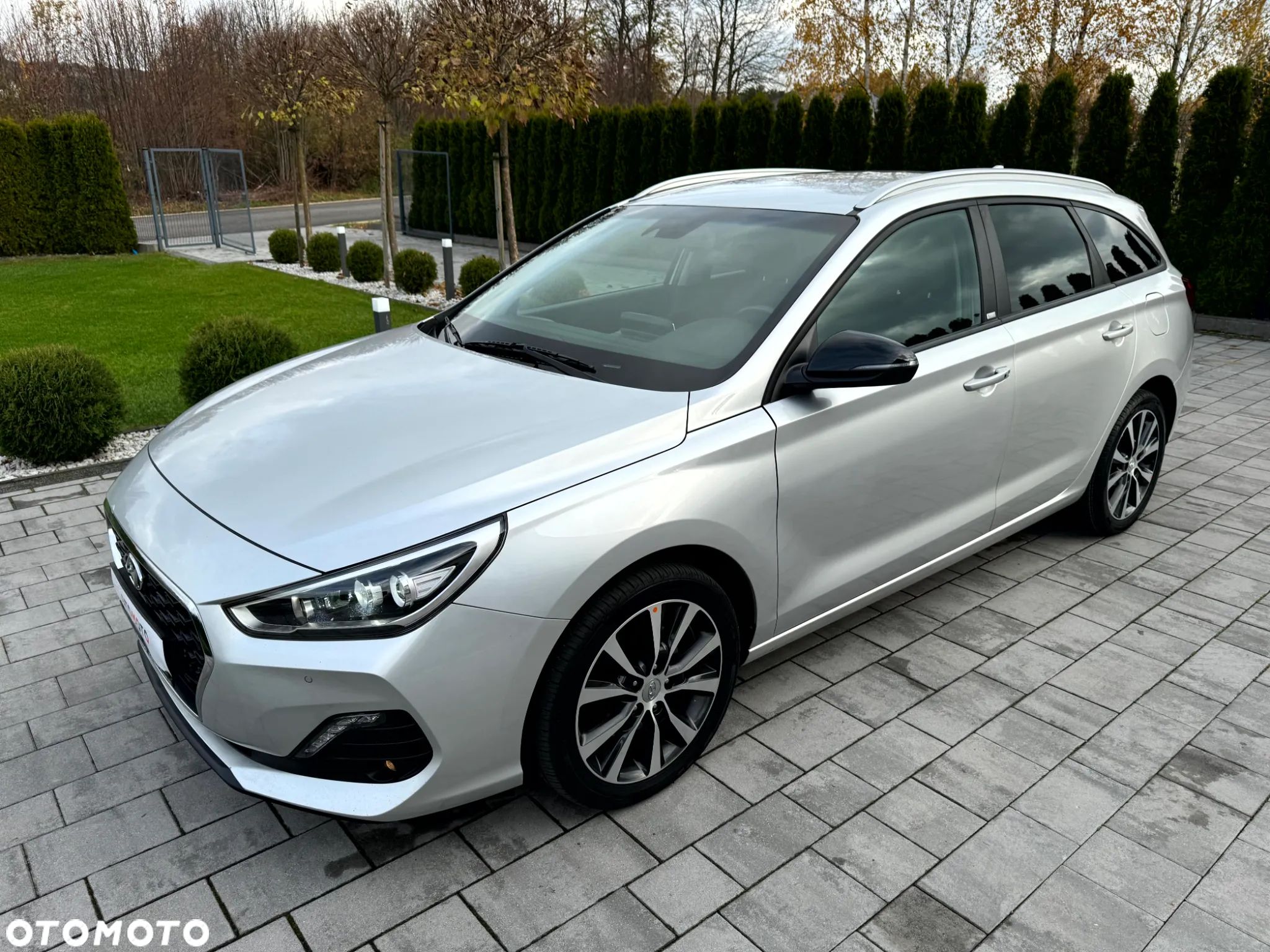 Hyundai i30 Kombi 1.6 CRDI DCT YES - 1