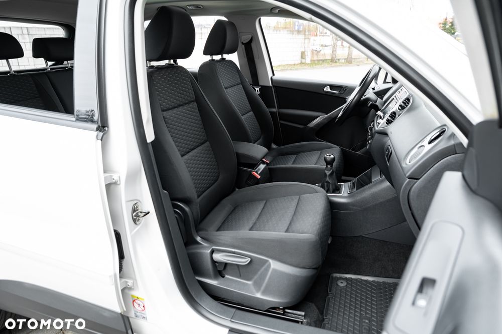 Volkswagen Tiguan 2.0 TDI DPF 4Motion Sport & Style - 24