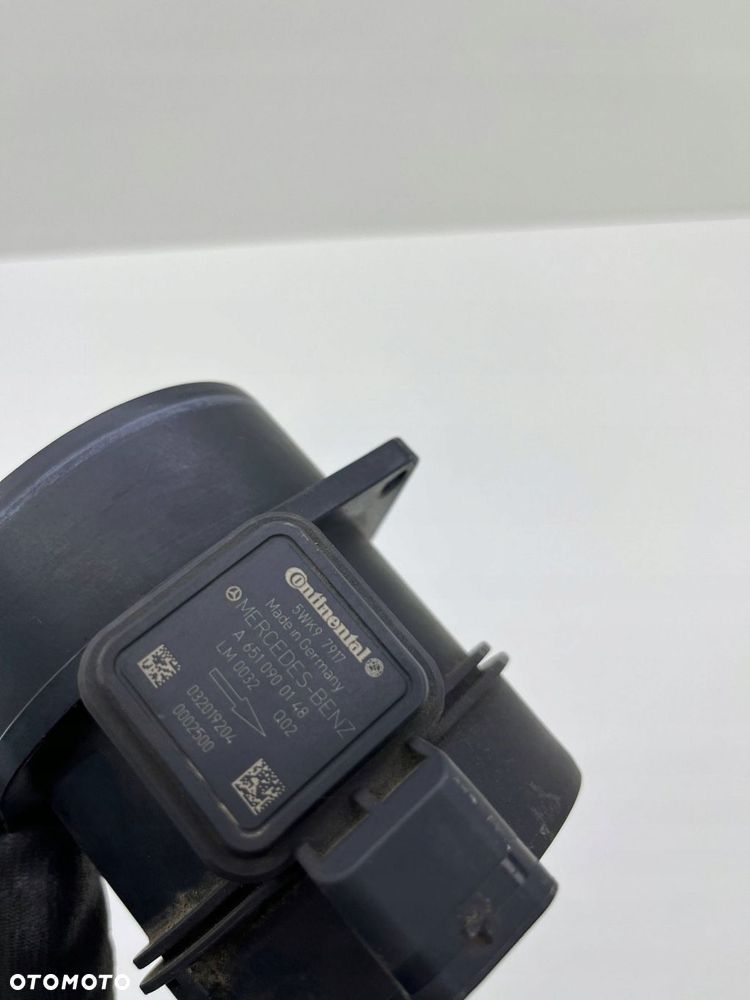 MERCEDES W212 W204 PRZEPŁYWOMIERZ POWIETRZA A6510900148 - 4