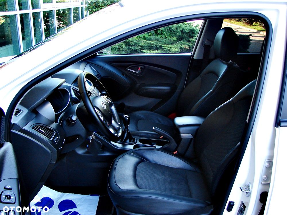 Hyundai ix35 1.6 2WD Fifa World Cup Edition - 5