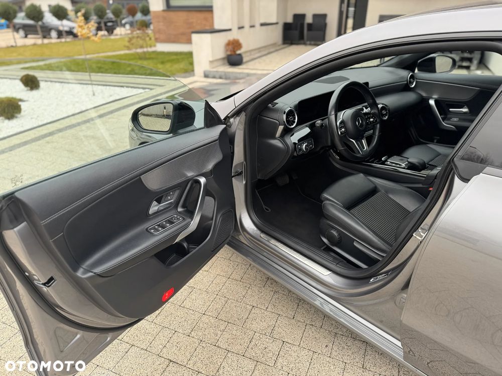 Mercedes-Benz CLA 200 d 8G-DCT Special Edition - 30