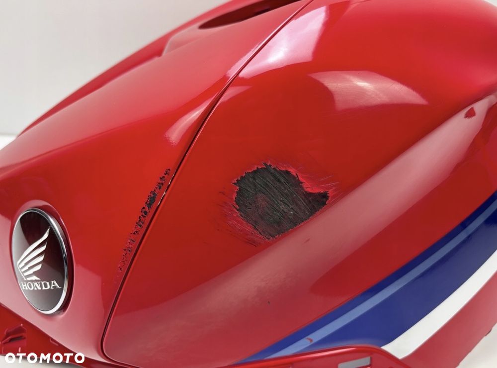 Nakładka zbiornika Honda CBR 600RR PC69 2024- Oryginał - 13