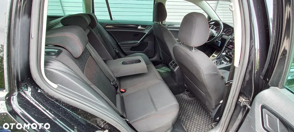 Volkswagen Golf 1.6 TDI DSG Sound - 10