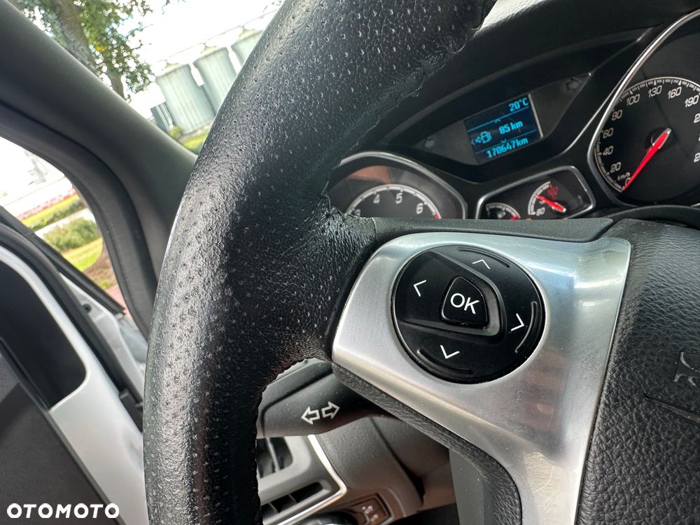 Ford Focus - 24