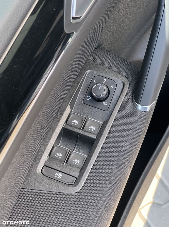 Volkswagen Touran 1.5 TSI EVO Highline DSG - 9