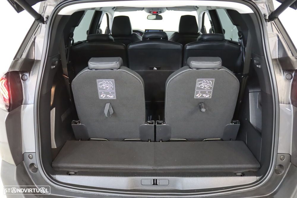 Peugeot 5008 1.2 PureTech Allure Pack EAT8 - 18