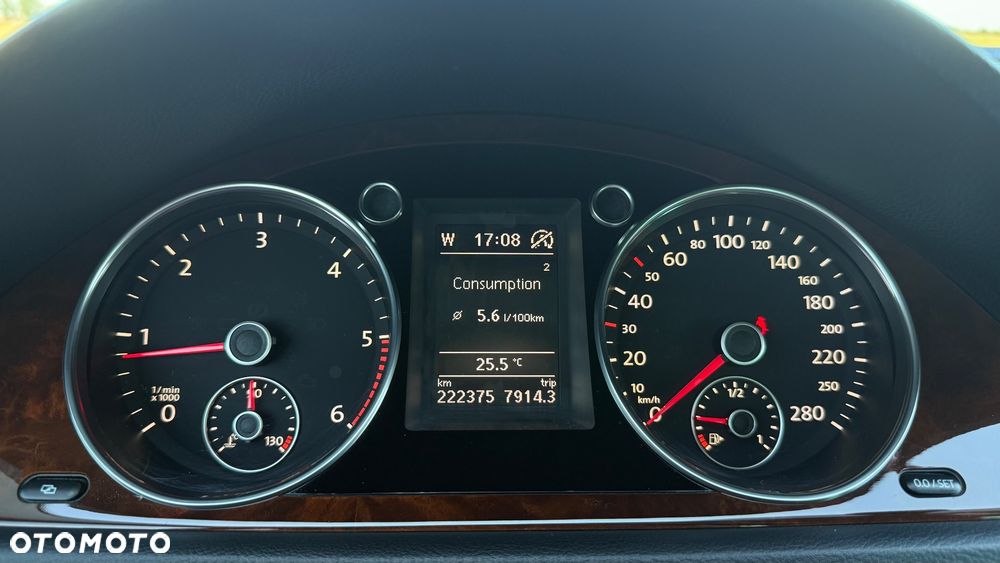 Volkswagen Passat CC - 11