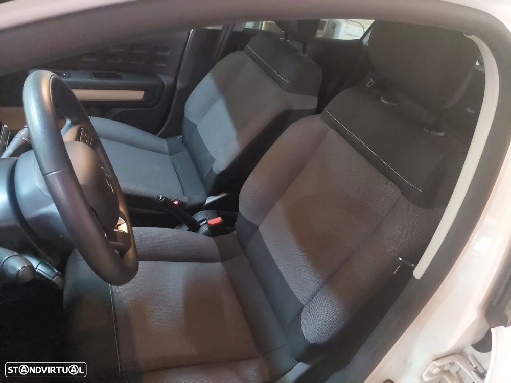 Citroën C3 1.2 PureTech C-Series - 8