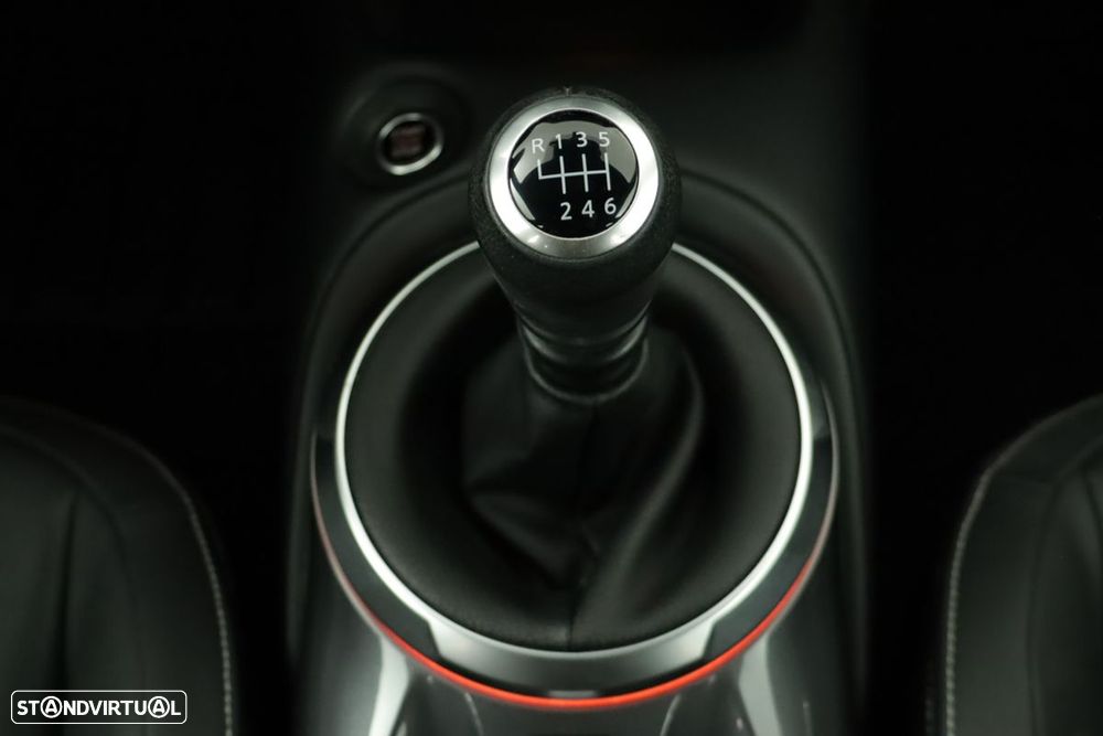 Nissan Juke 1.0 DIG-T Tekna - 14