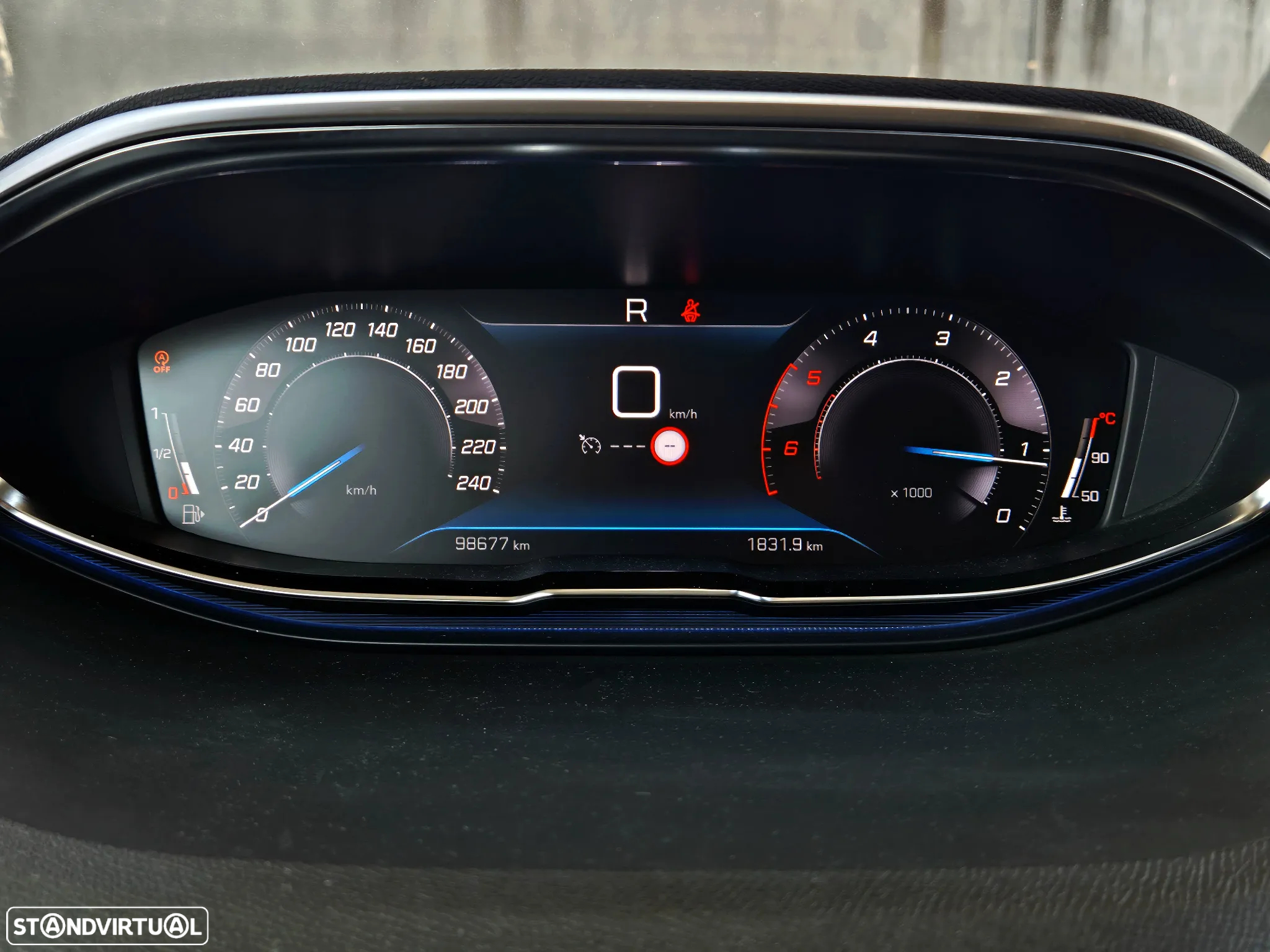 Peugeot 3008 1.5 BlueHDi Allure EAT8 - 9