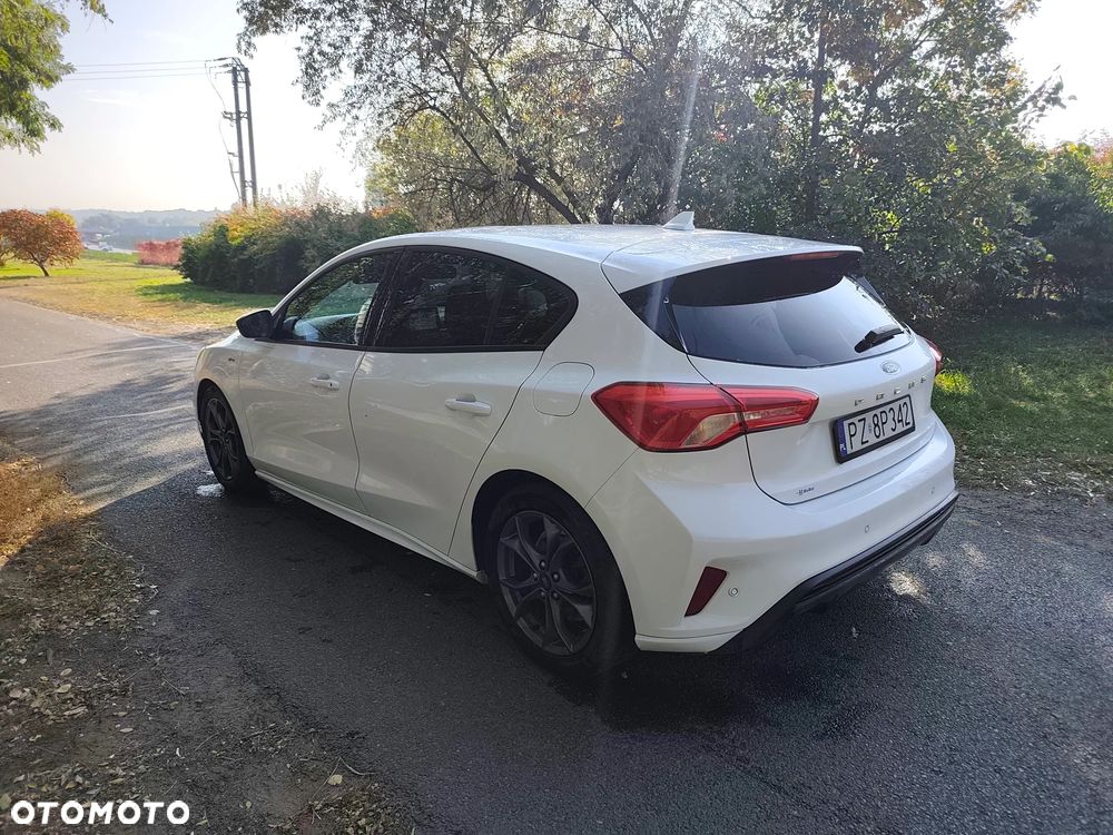 Ford Focus 1.5 EcoBlue Start-Stopp-System ST-LINE - 8