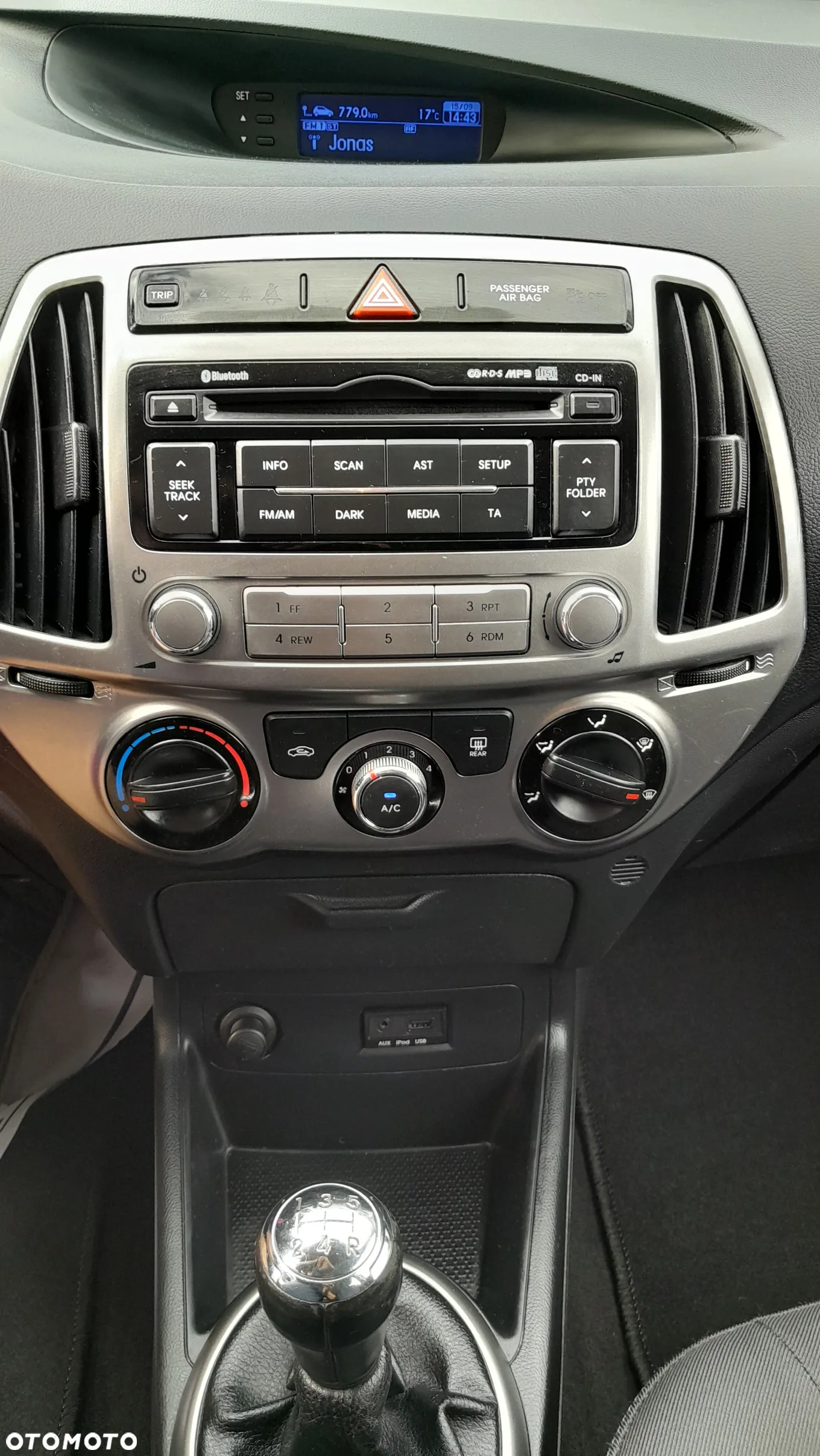 Hyundai i20 - 8