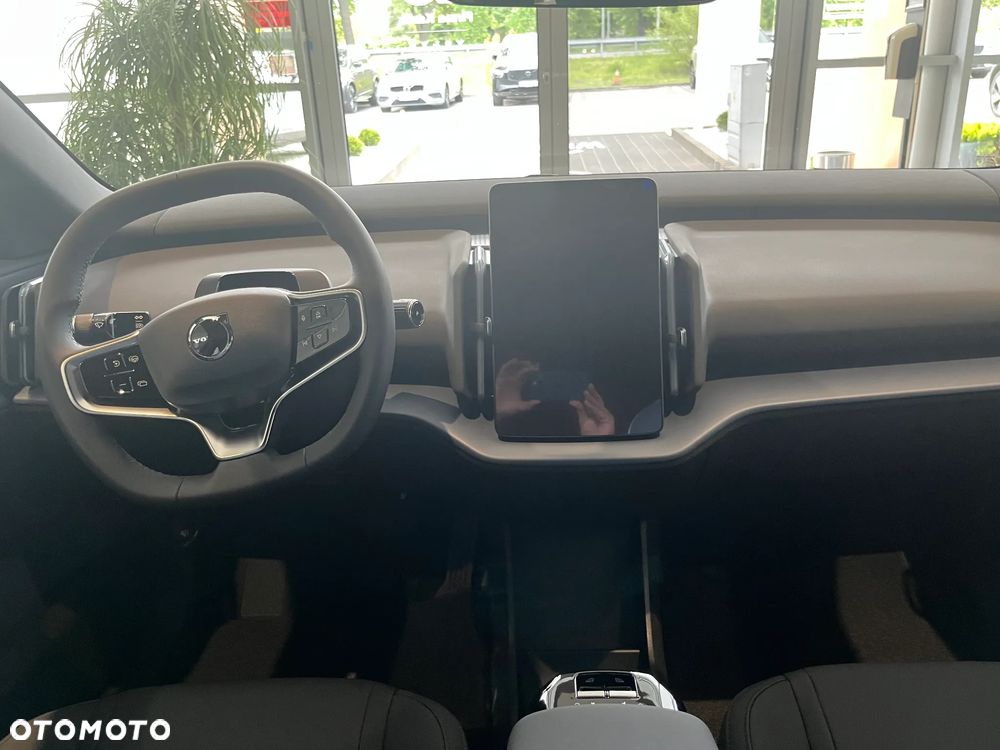 Volvo EX30 69kWh Single Motor Long Range Plus - 9