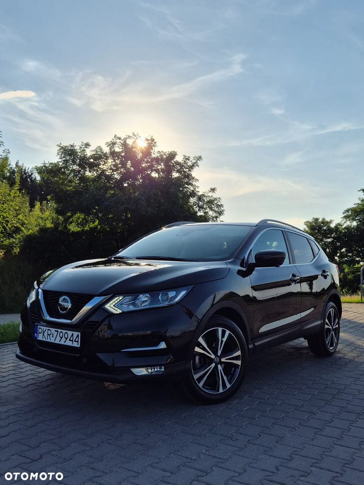 Nissan Qashqai 1.3 DIG-T N-Connecta - 1