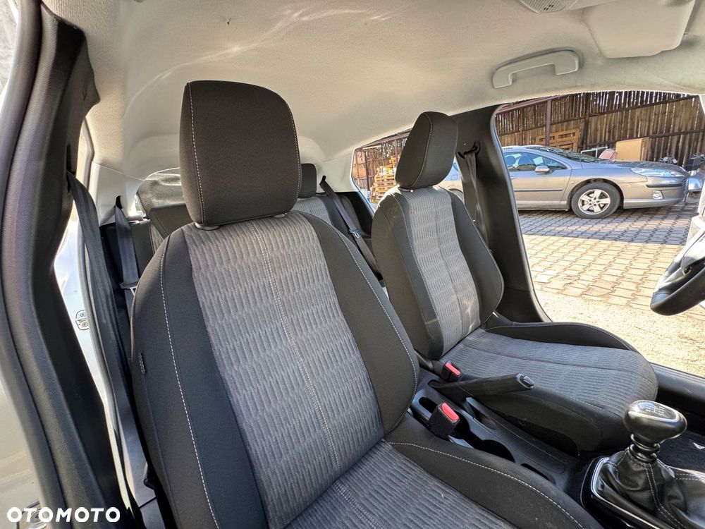 Opel Corsa - 8