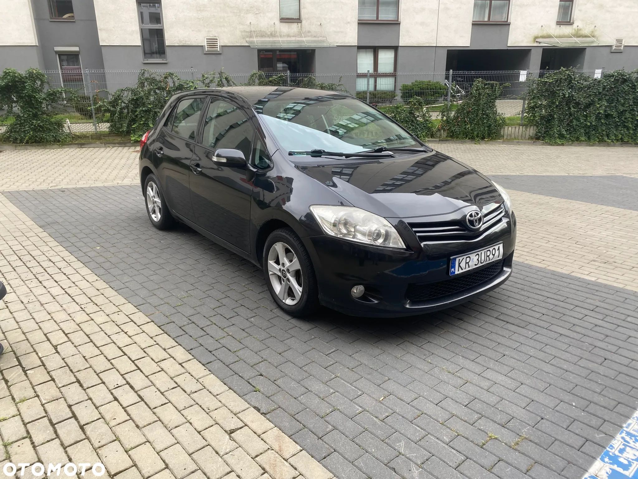 Toyota Auris 1.6 Sprint - 1
