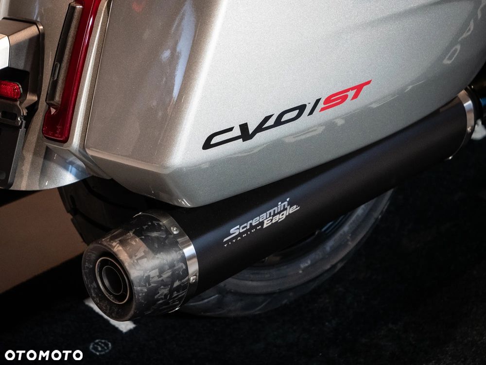 Harley-Davidson Touring Road Glide - 10