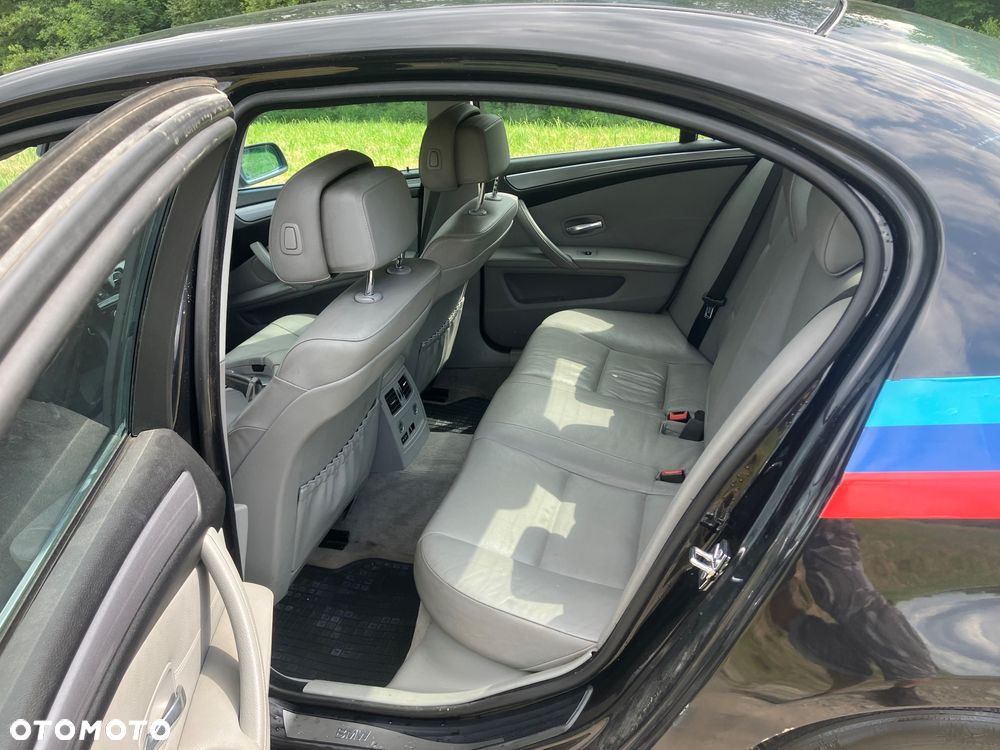 BMW Seria 5 - 12