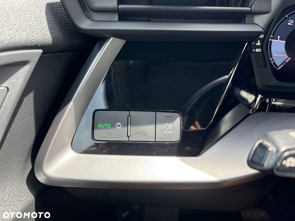 Audi A3 Sportback 30 TDI S tronic - 24