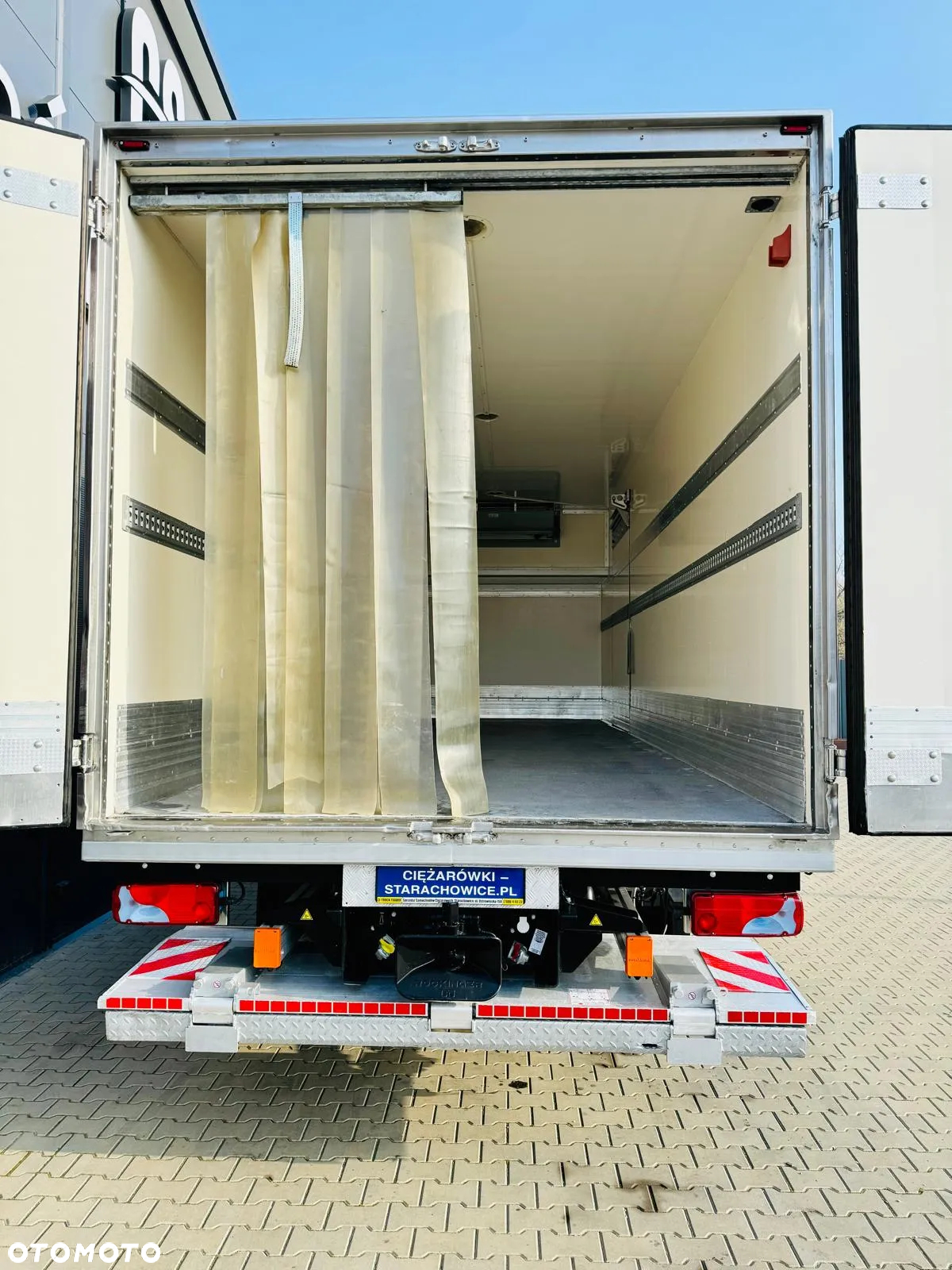 MAN TGX 26.440 // chłodnia // E5 // 6x2 // kabina XXL // winda DHOLLANDIA - 12