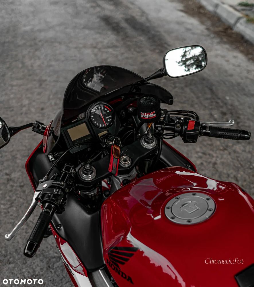Honda CBR - 14